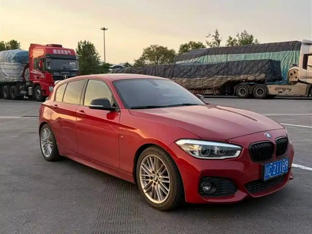 BMW 1 Series 2018 — фото 2