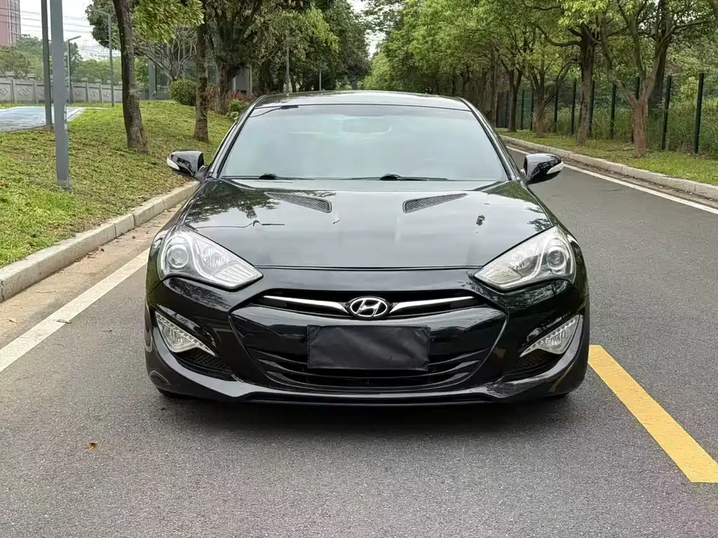Hyundai Genesis Coupe 2013 — фото 3