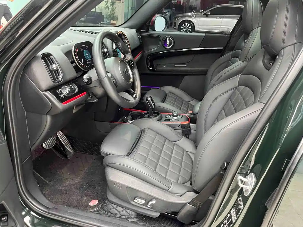 MINI JCW COUNTRYMAN 2022 — фото 11