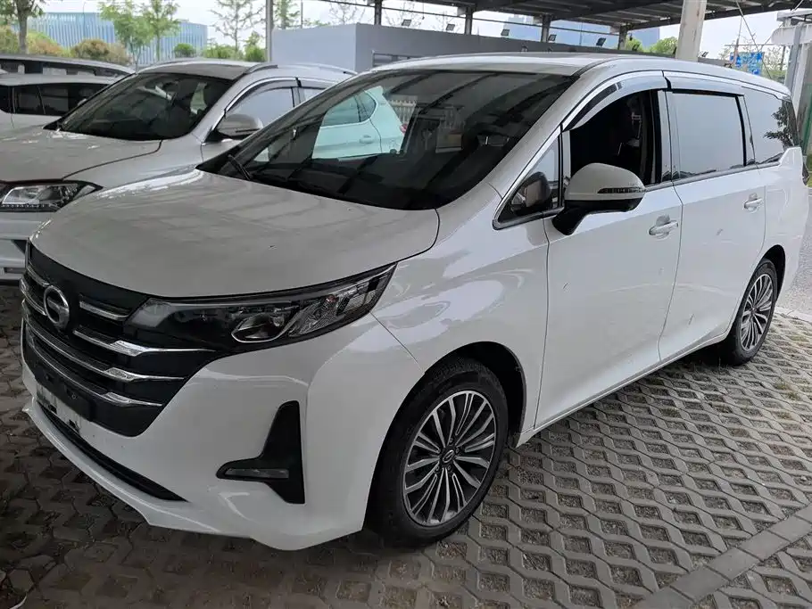 GAC Motor Trumpchi M6 2021 — фото 1