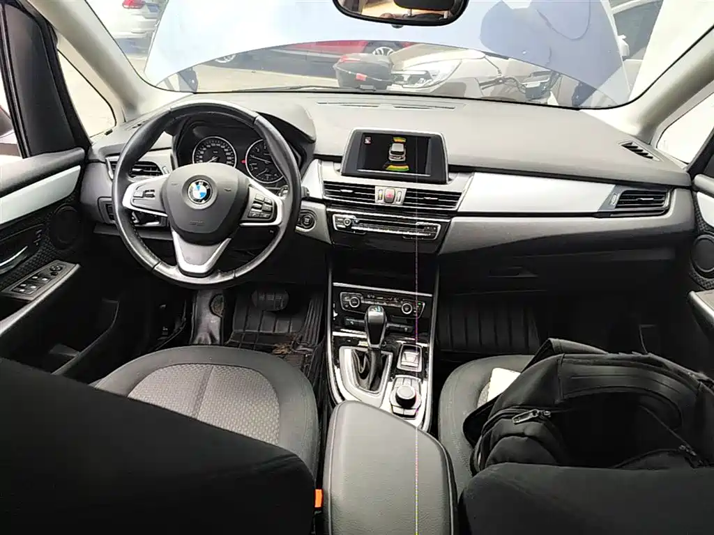BMW 2 Series Active Tourer 2016 — фото 10