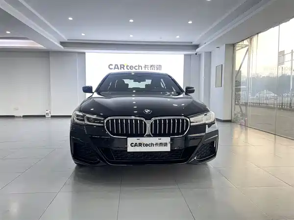 BMW 5 Series 2021