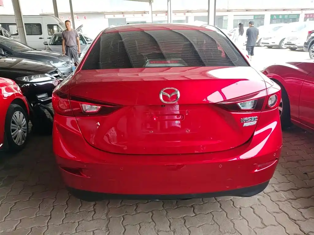 Mazda 3 Axela 2016 — фото 6