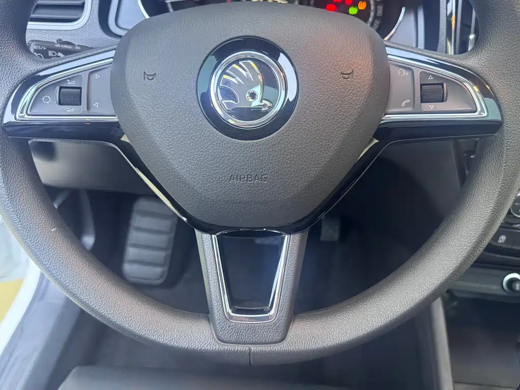 Skoda Kamiq 2023 — фото 13