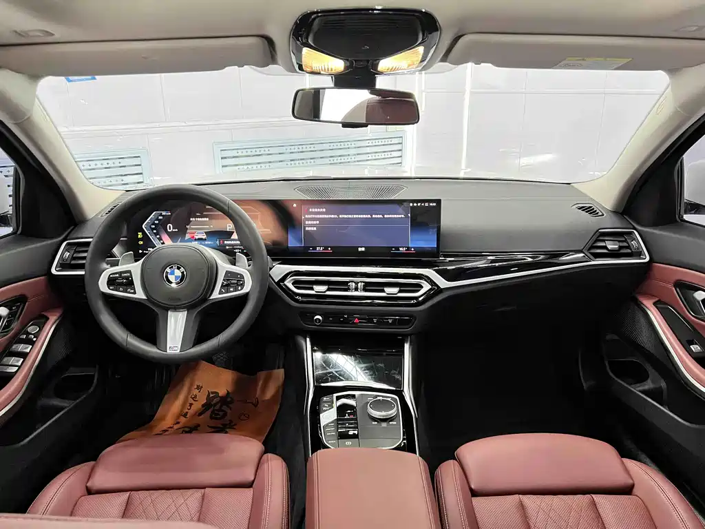 BMW 3 Series 2023 — фото 16