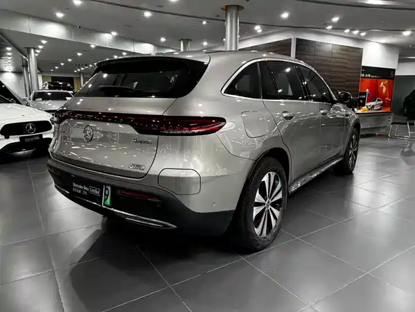 Mercedes-Benz EQC 2023