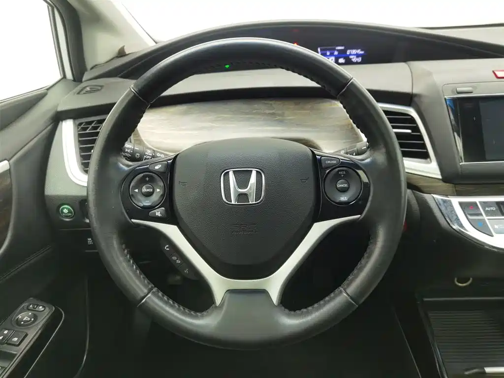 Honda Jade 2018 — фото 11