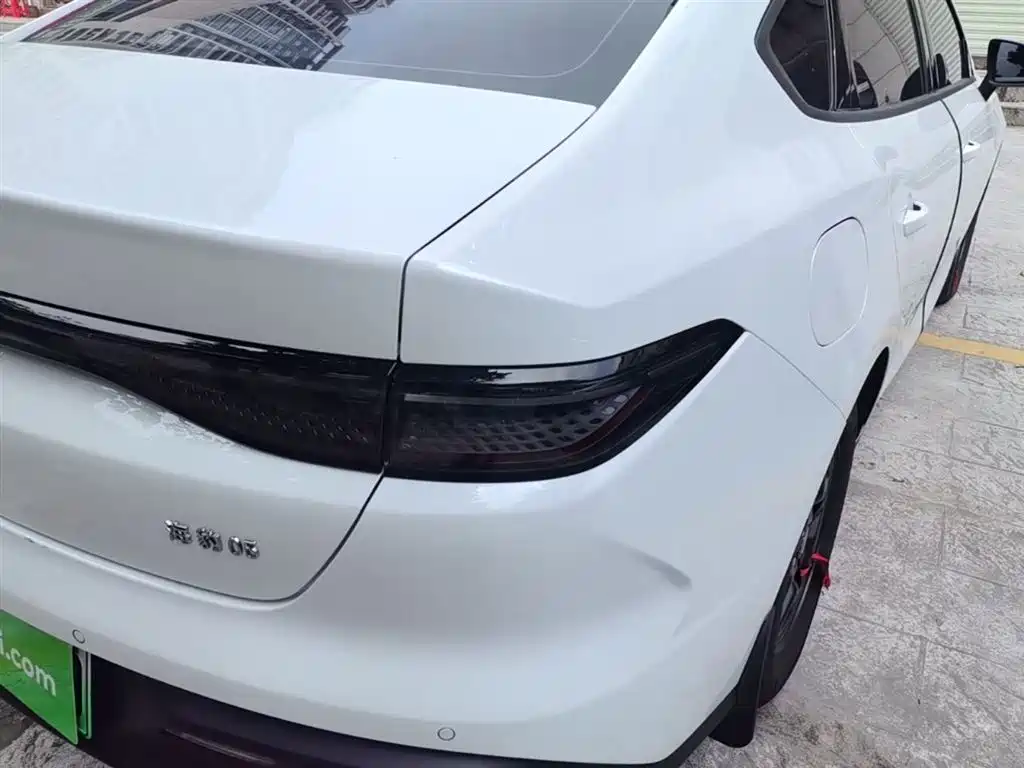 BYD Seal 05 DM-i 2025 — фото 8