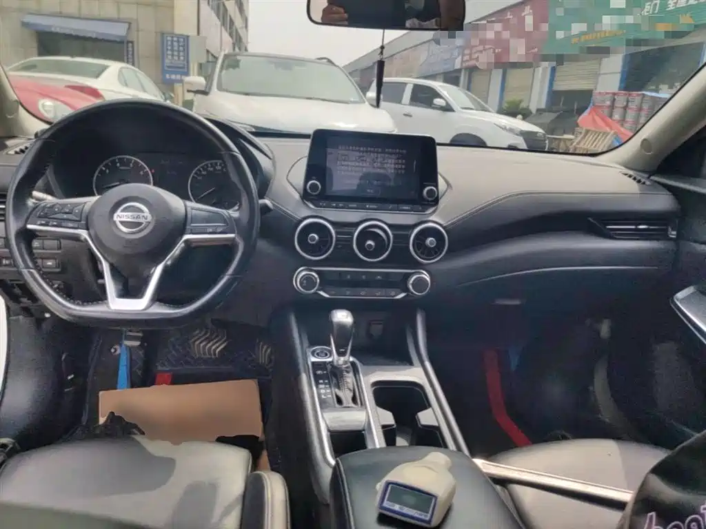 Nissan Sylphy 2019 — фото 10
