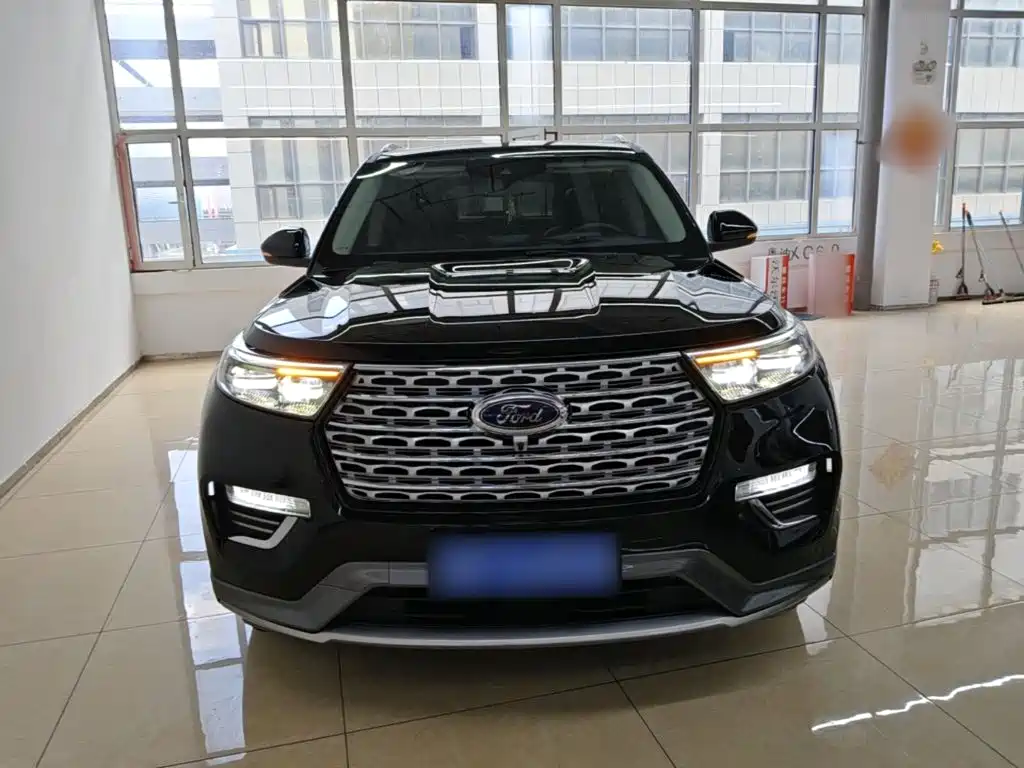Ford Explorer 2021 — фото 3