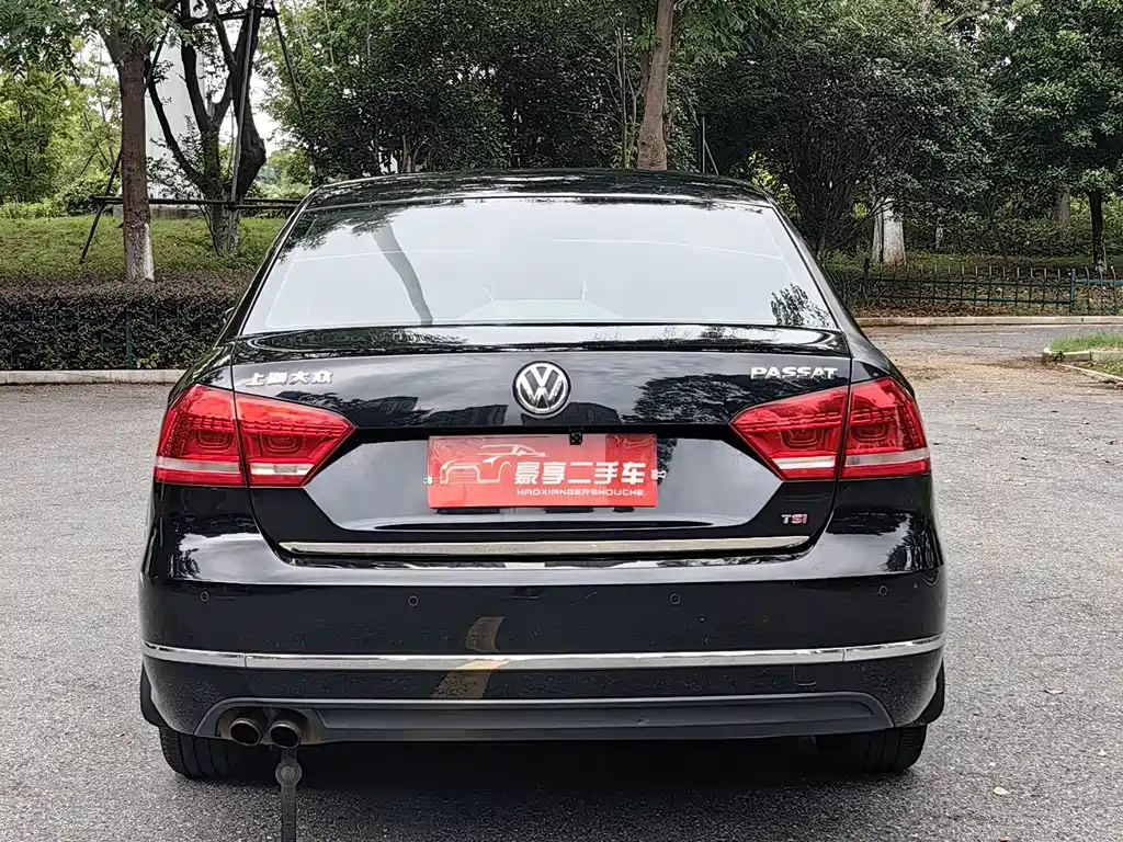 Volkswagen Passat 2014 — фото 12