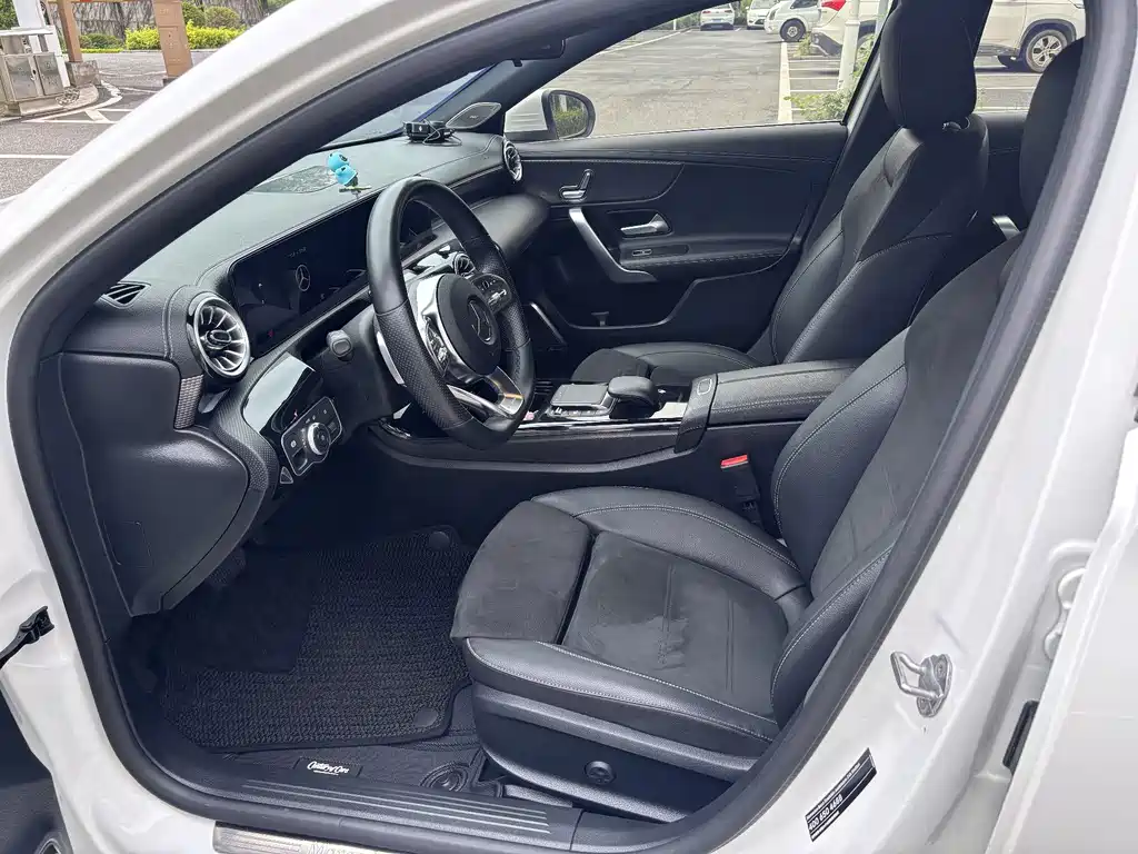 Mercedes-Benz A-Class 2023