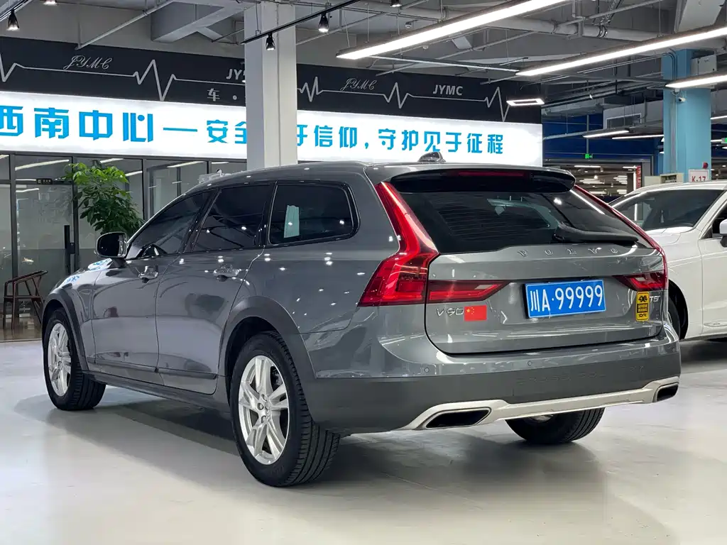Volvo V90 2019 — фото 11