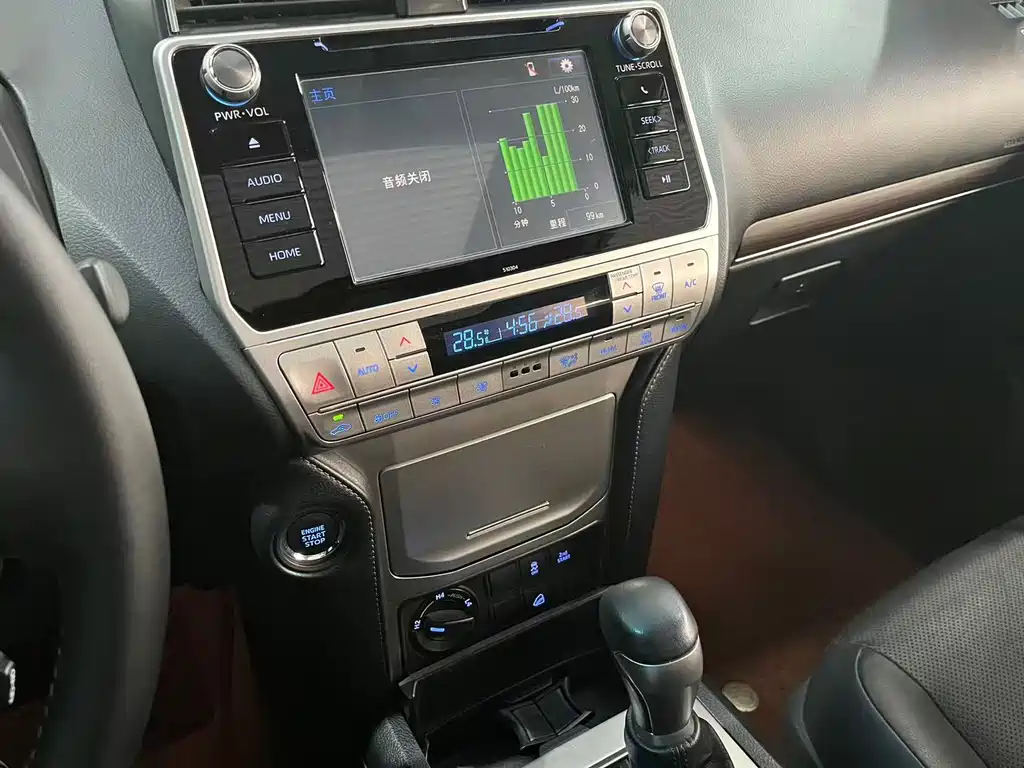 Toyota Prado 2019 — фото 16