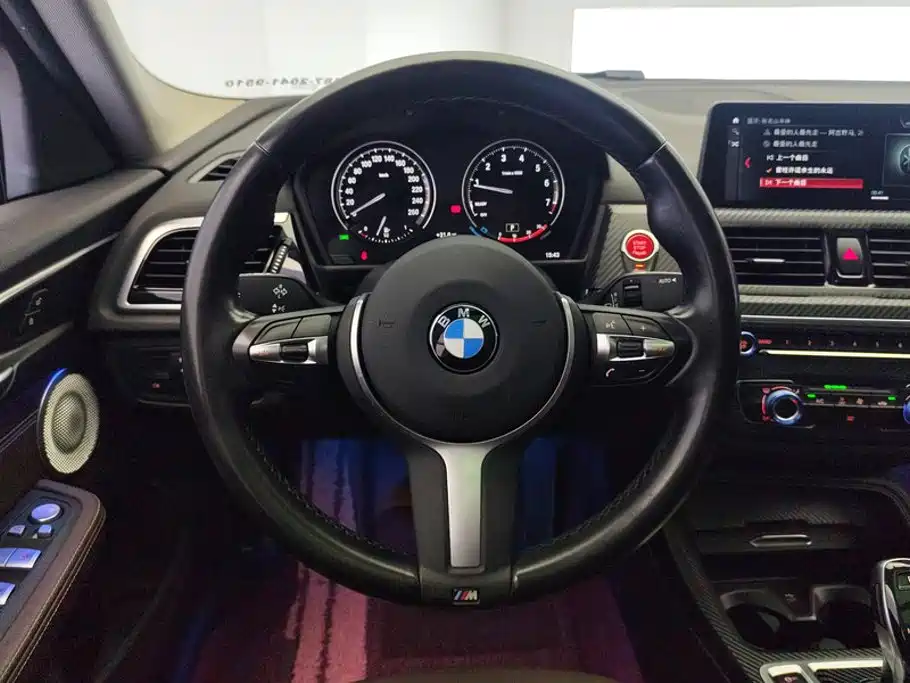 BMW 1 Series 2021 — фото 15