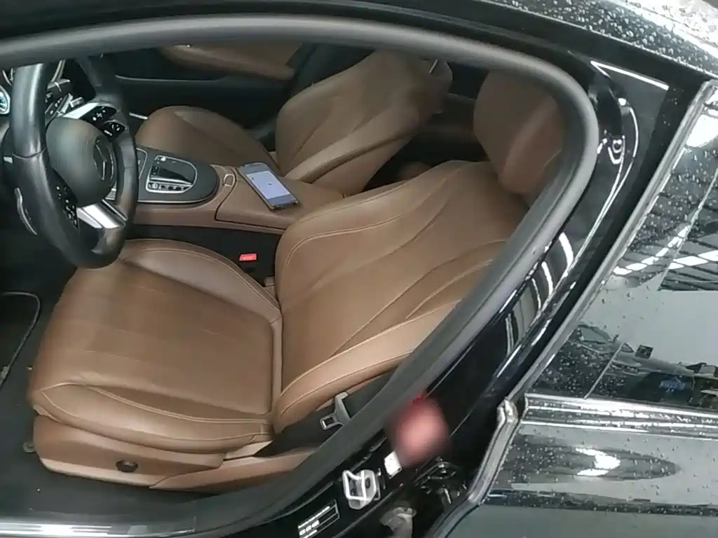 Mercedes-Benz E-Class 2021 — фото 15