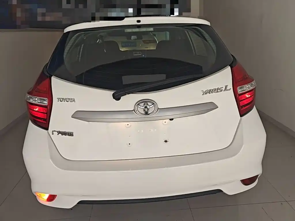 Toyota Yaris L 2017