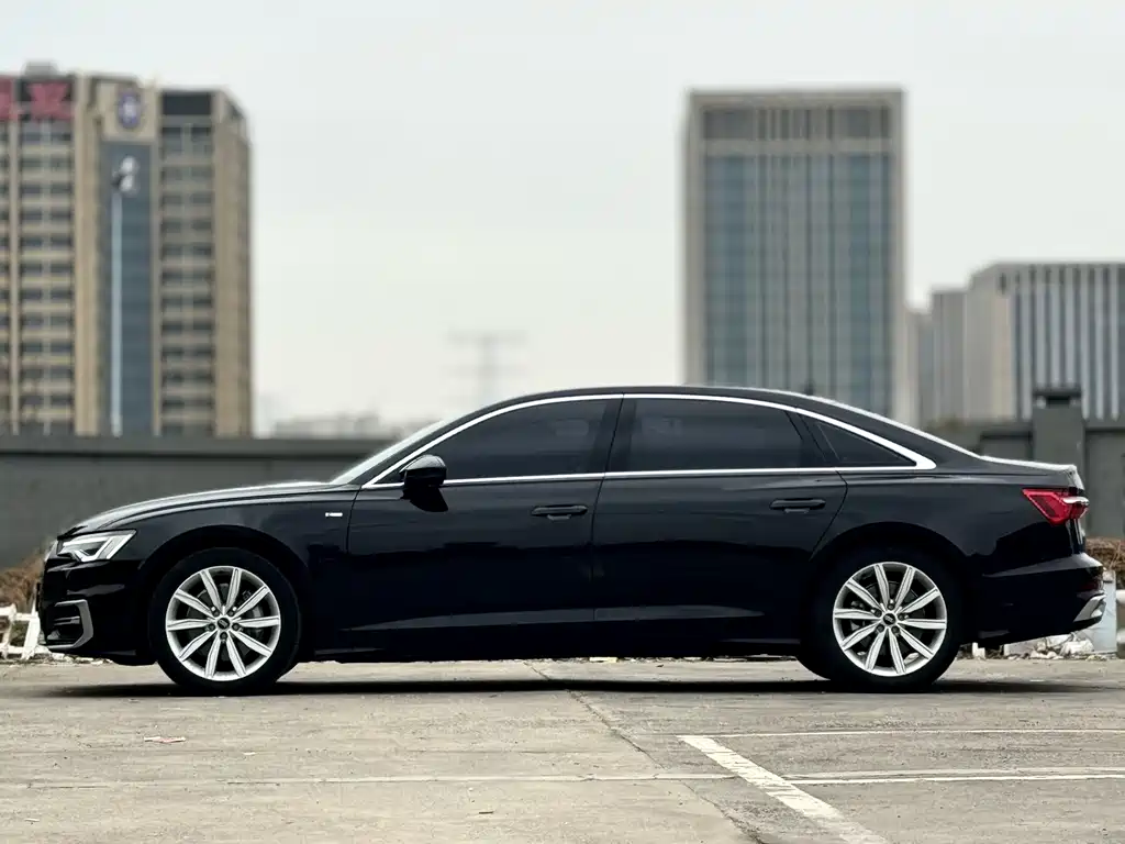 Audi A6L 2024 — фото 3