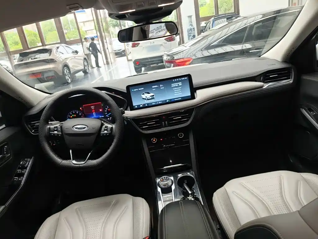 Ford Edge 2021 — фото 10
