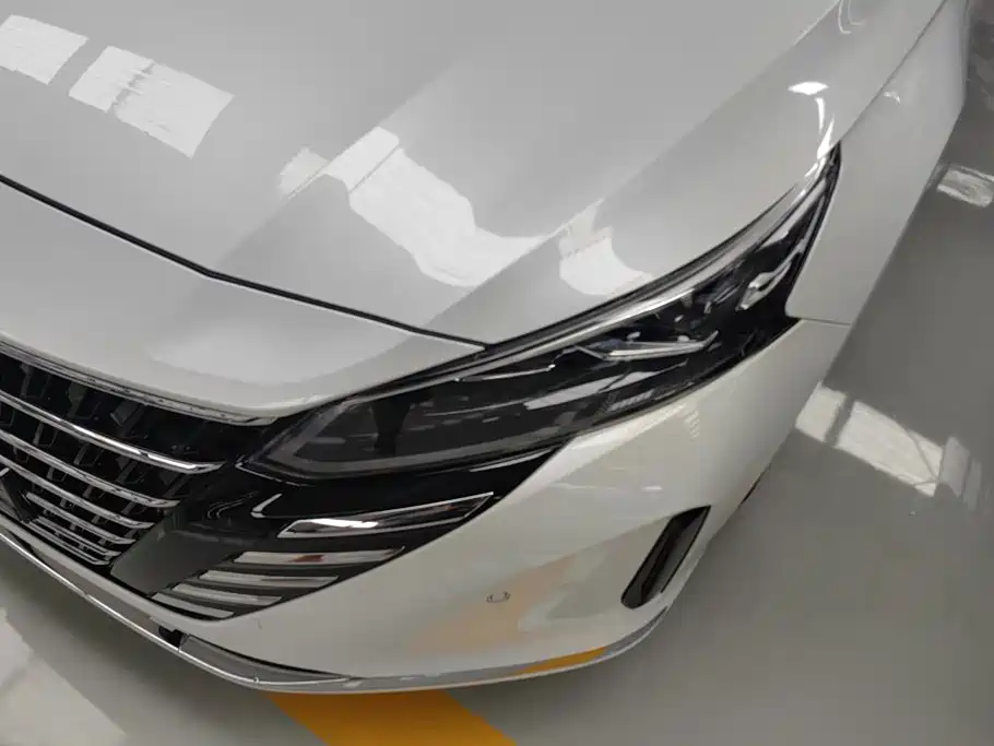Nissan Teana 2025