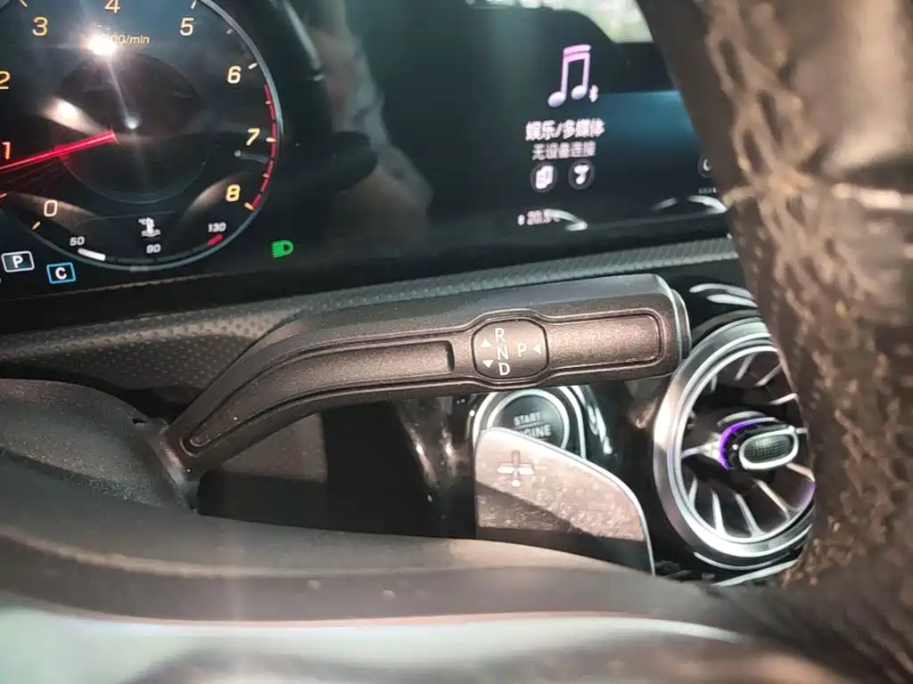 Mercedes-Benz A-Class 2021 — фото 14