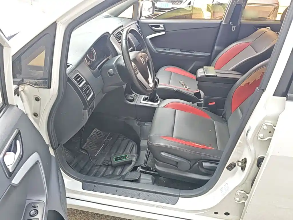 Suzuki Liana A6 2015 — фото 16