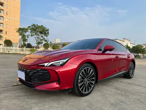 MG MG7 2023
