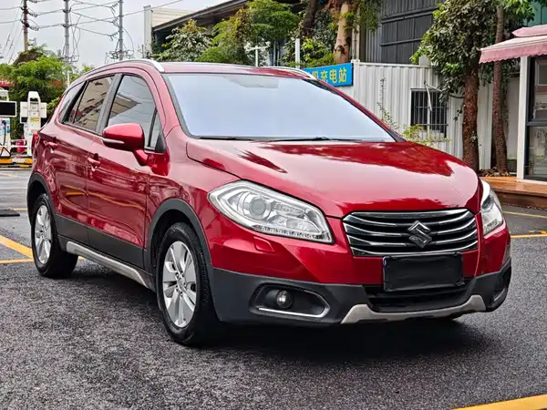 Suzuki S-Cross 2015