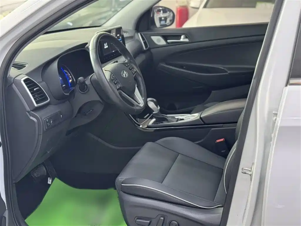 Hyundai Tucson 2019 — фото 13
