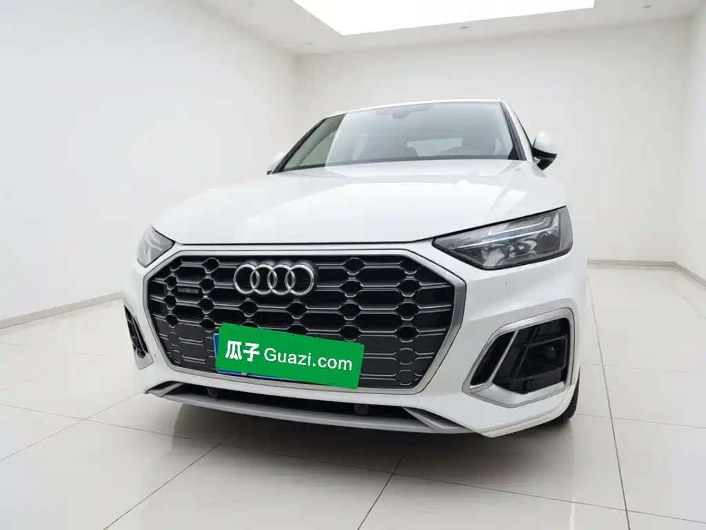 Audi Q5L 2022 — фото 24