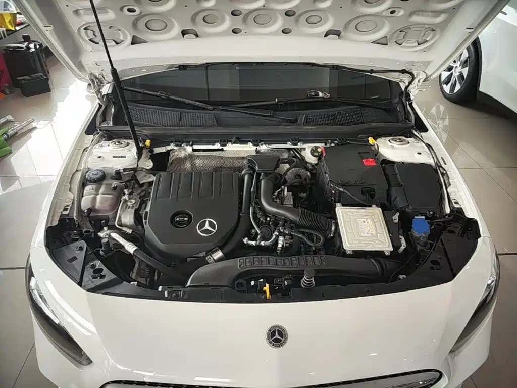 Mercedes-Benz A-Class 2021 — фото 20