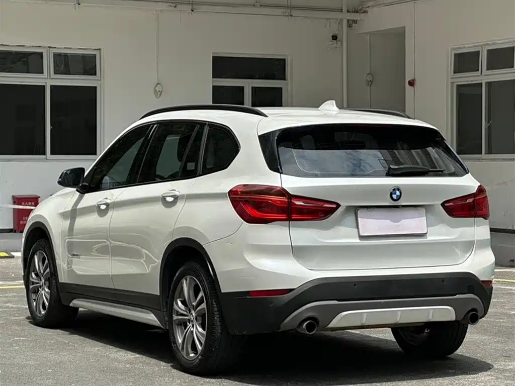 BMW X1 2018 — фото 4