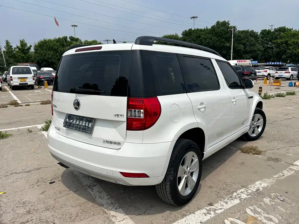 Skoda Yeti 2018 — фото 7