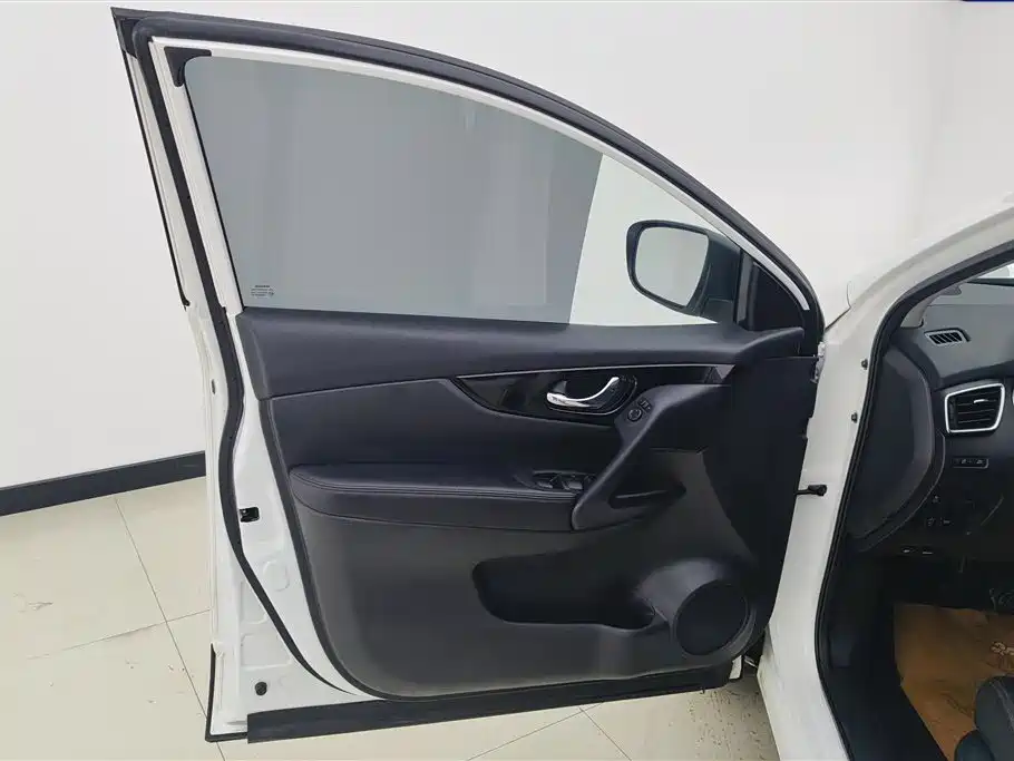 Nissan Qashqai 2023 — фото 7