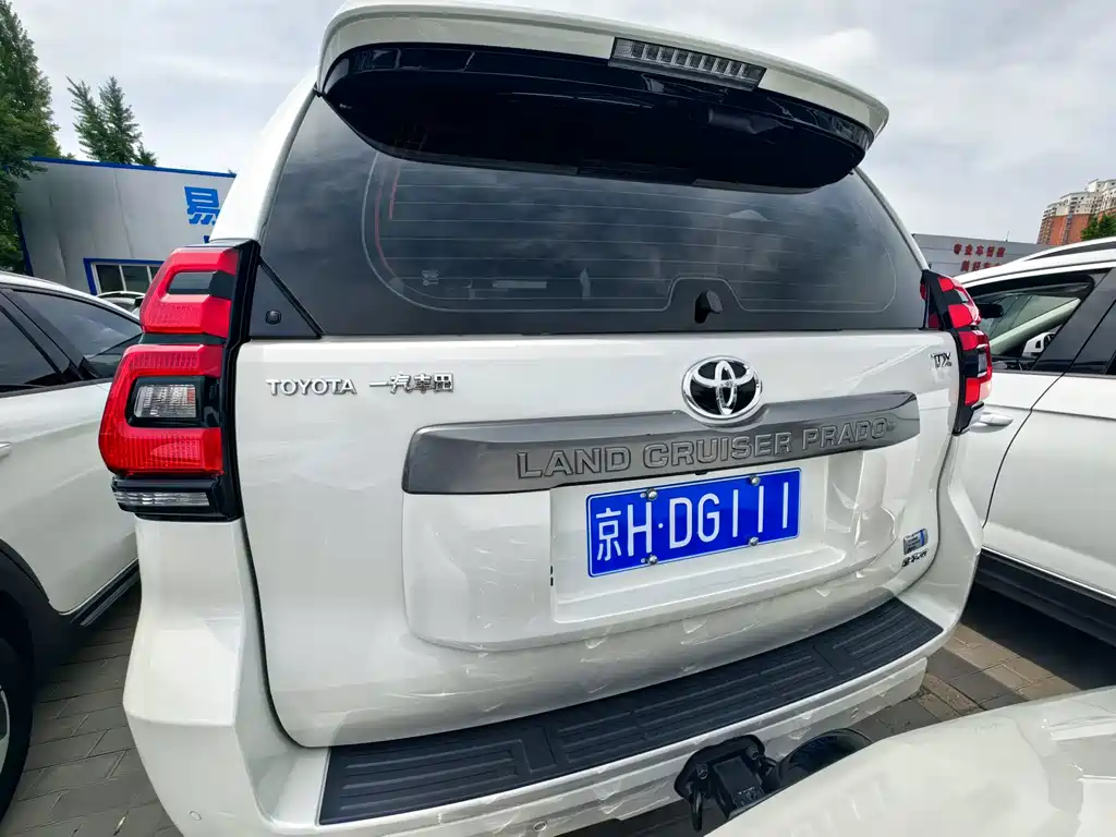 Toyota Prado 2019 — фото 18