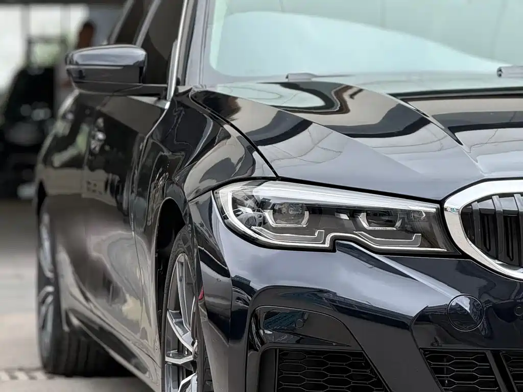 BMW 3 Series 2021