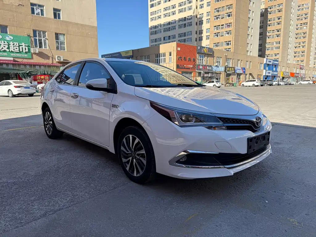 Toyota Corolla Hybrid 2020 — фото 3