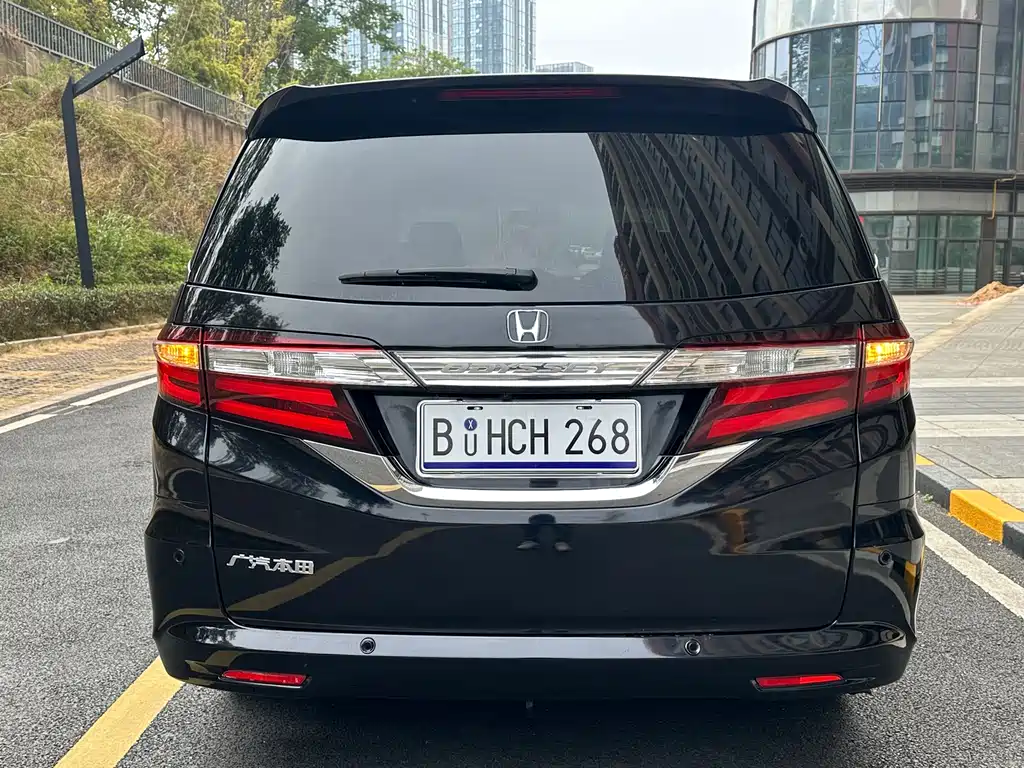 Honda Odyssey 2018 — фото 5