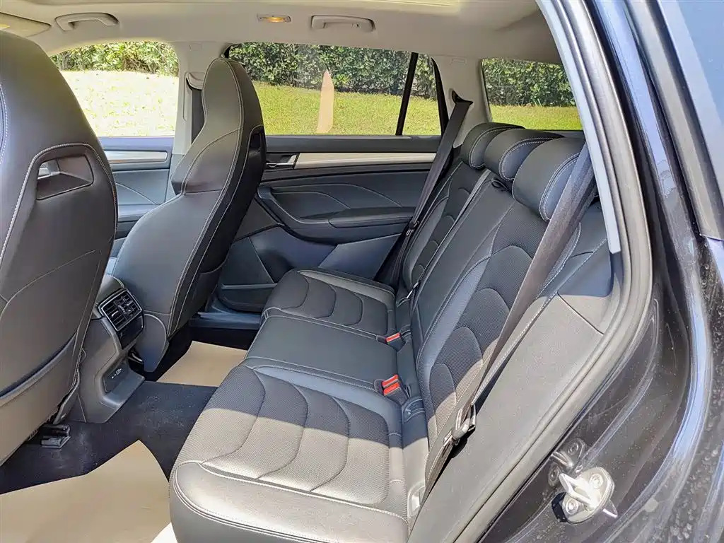 Skoda Kodiaq 2023 — фото 8