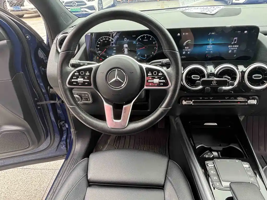 Mercedes-Benz GLA 2021 — фото 6