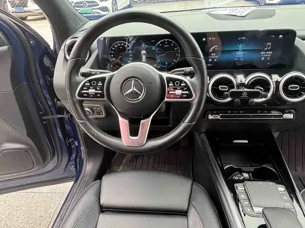 Mercedes-Benz GLA 2020