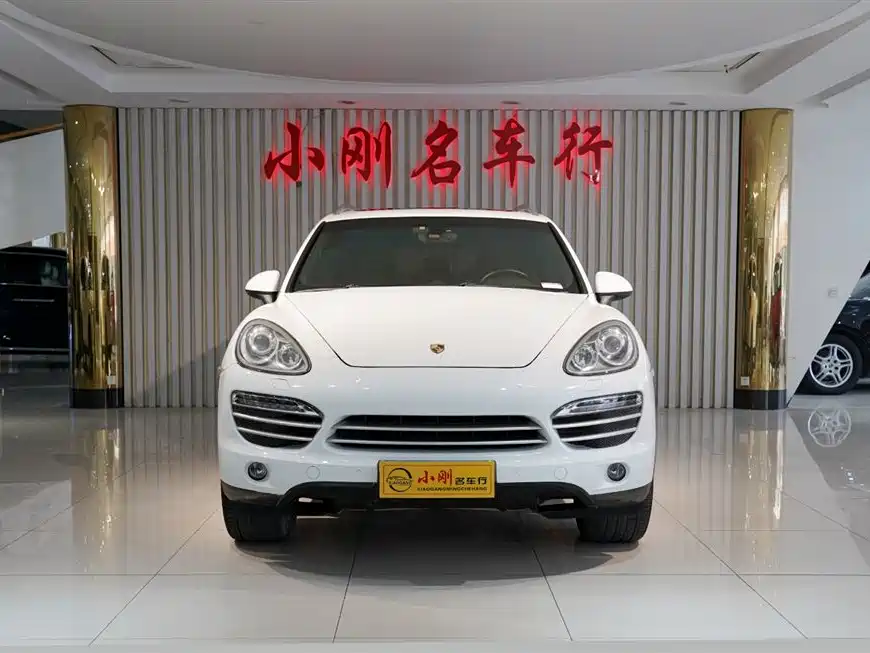 Porsche Cayenne 2015 — фото 3