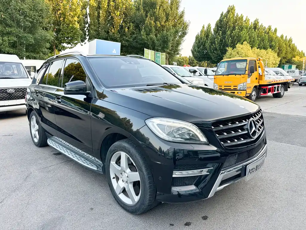 Mercedes-Benz M-Class 2012 — фото 3