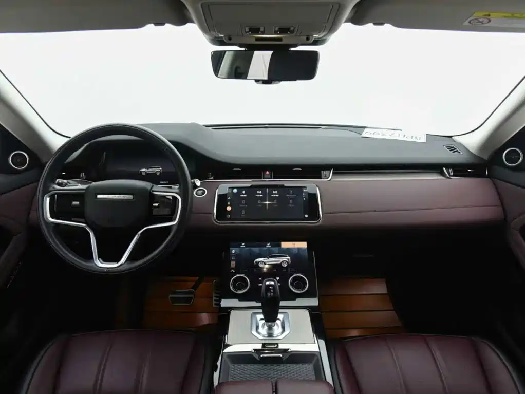 Land Rover Range Rover Evoque 2023 — фото 9