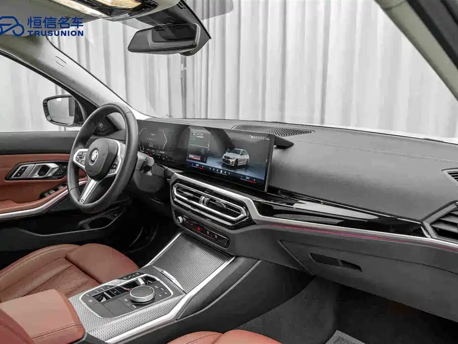 BMW 3 Series 2024 — фото 14