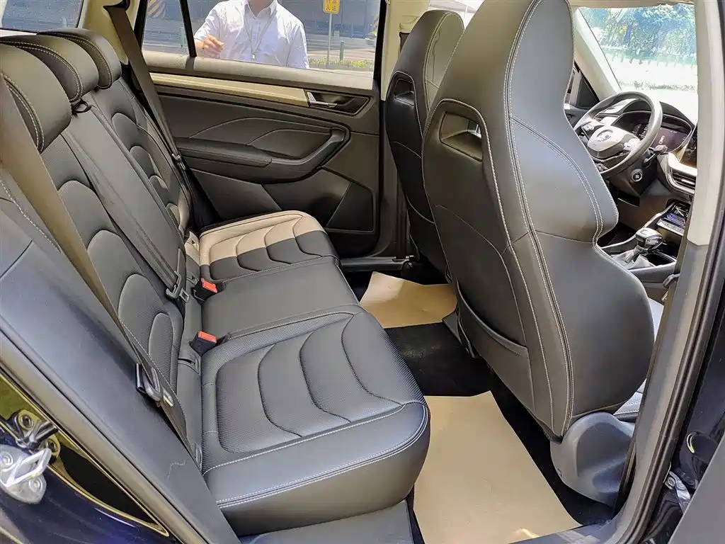 Skoda Kodiaq 2023 — фото 11