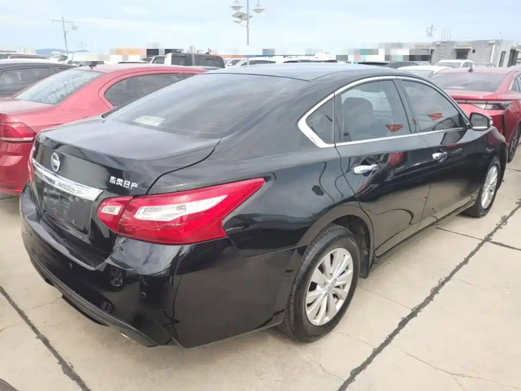 Nissan Teana 2019