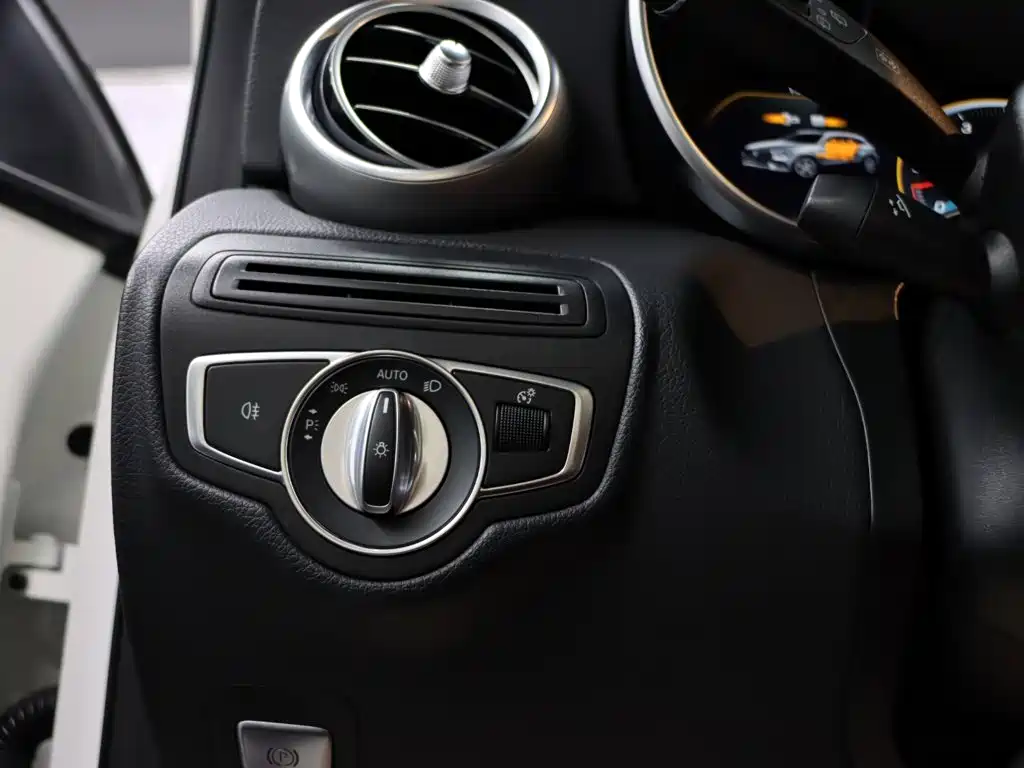 Mercedes-Benz GLC AMG 2021 — фото 23