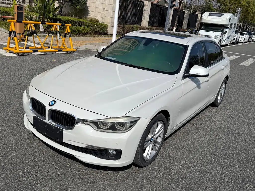 BMW 3 Series 2017 — фото 4