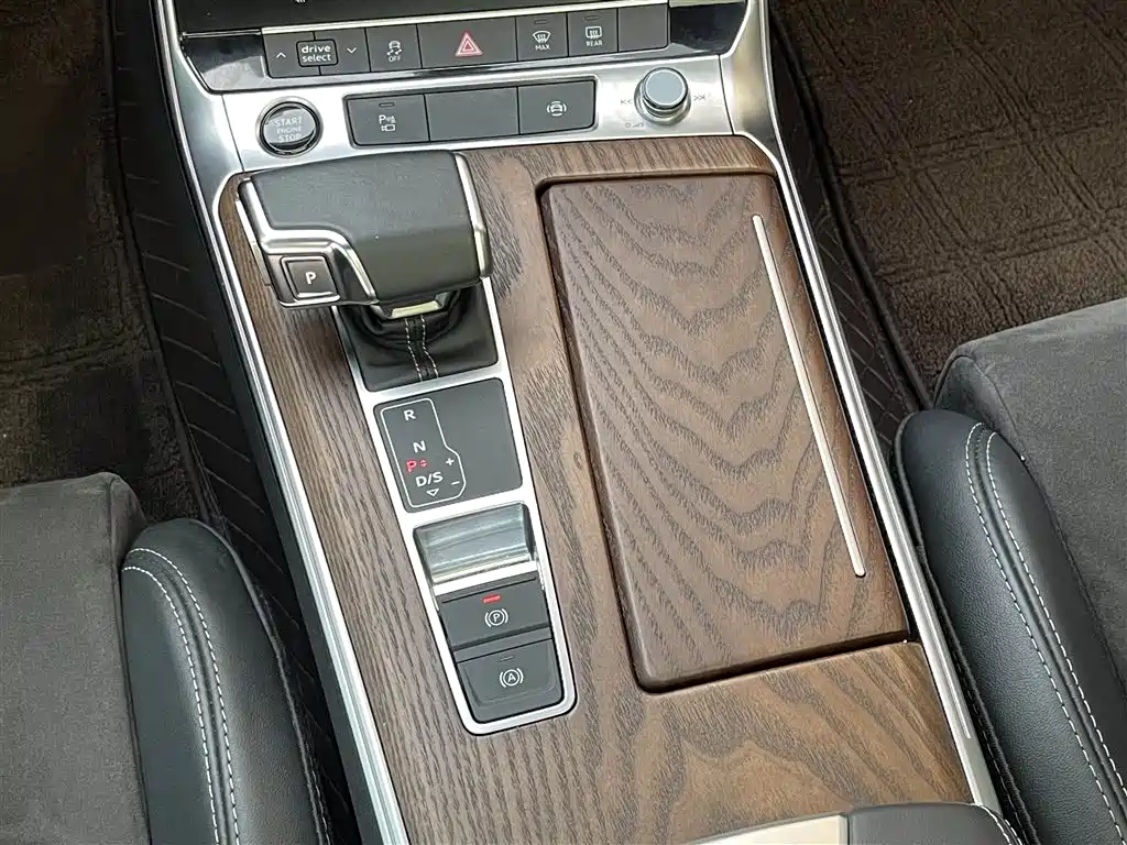Audi A6L 2022 — фото 20
